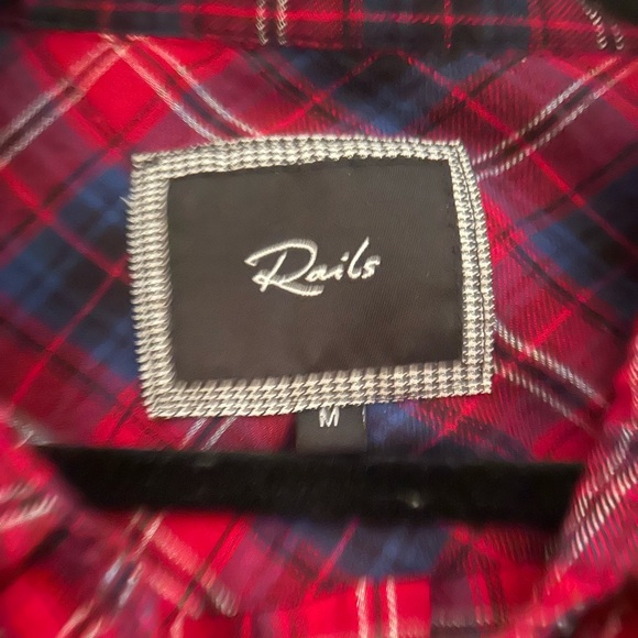 Rails red and blue plaid botton down Size M - Picture 2 of 4